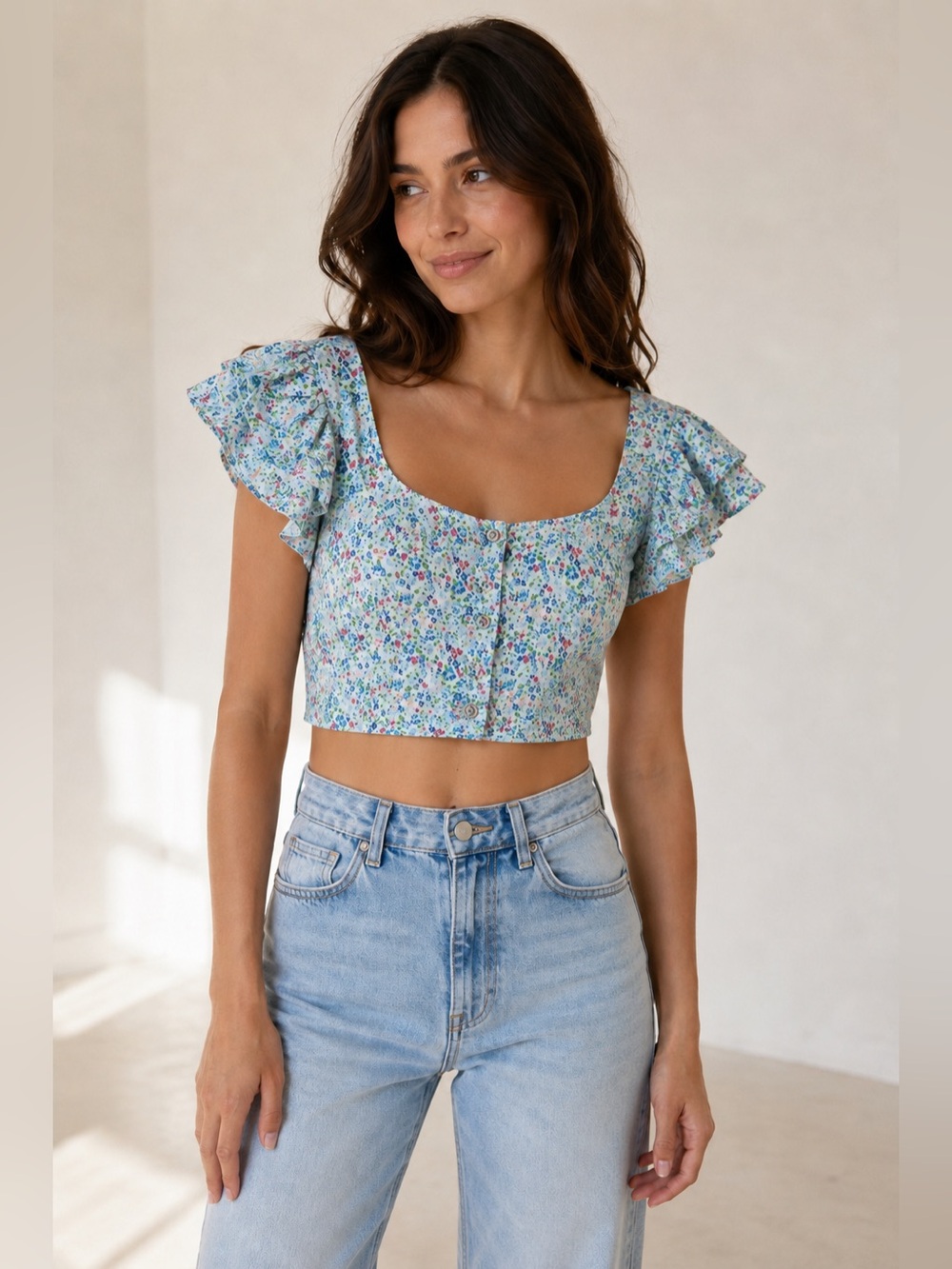 NEW PLACE NATIONAL Blue Linen Floral Cropped Top Ruffle Sleeves Size Small